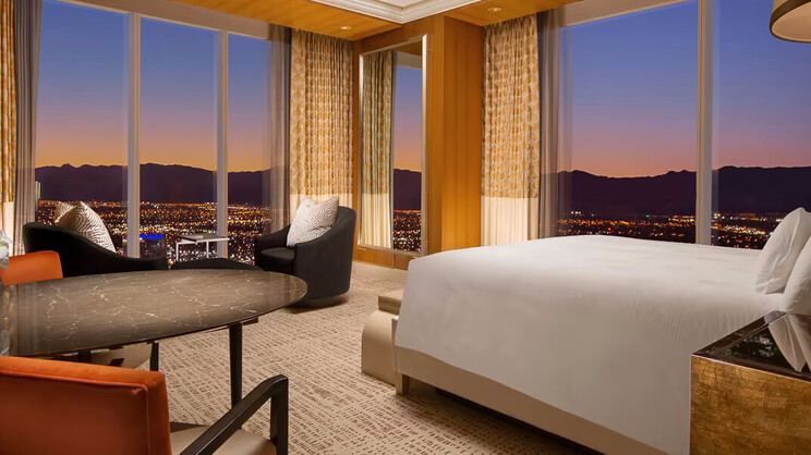   Panoramic Corner View 